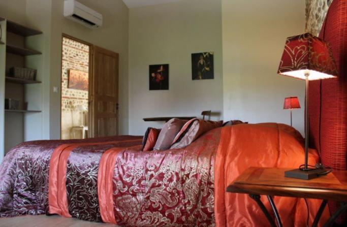 Terre De Garance Bed & Breakfast Lagardelle-sur-Lèze Стая снимка